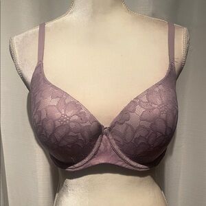 No Boundaries Lace Underwire Bra in Lilac Sz 40C
